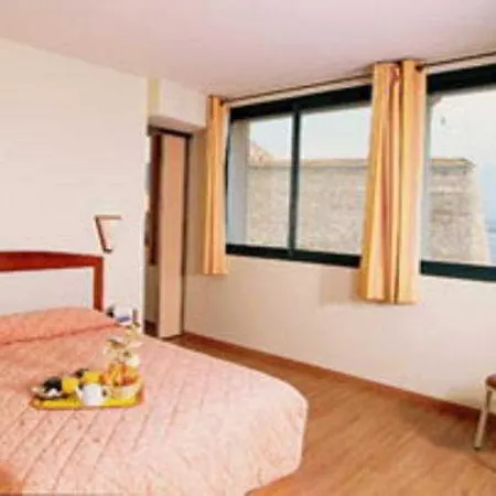 Hotell Belvedere 3*