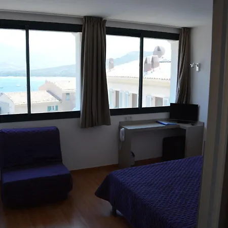 מלון Belvedere 3*