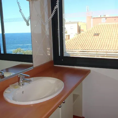 Отель Belvedere 3*